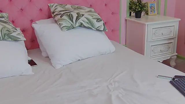 Изображение секс-шоу модели AvaLarson