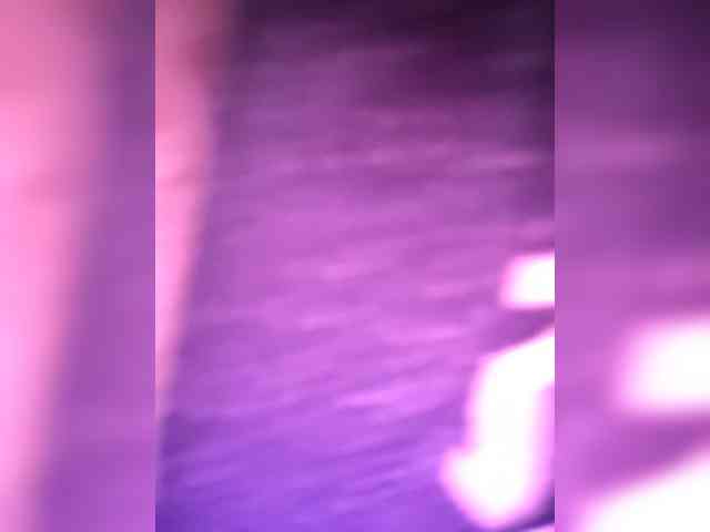 Sexshow-Bild von Dina7771 Sexshow-Bild von Dina7771
