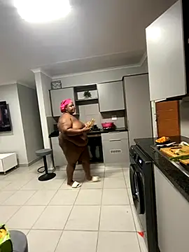 MissLola27's sex show image