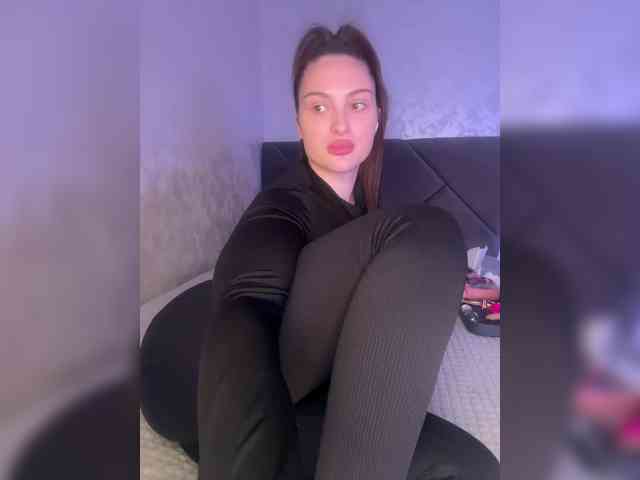 Big-ass----'s sex show image