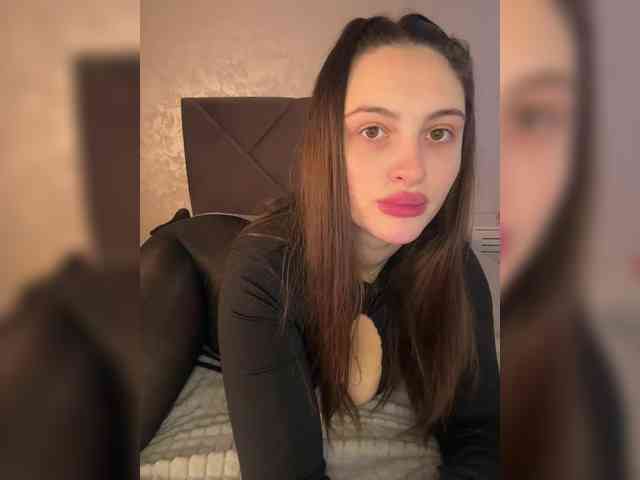 Big-ass----'s sex show image