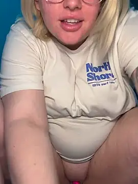 Изображение секс-шоу модели MAXXXTV