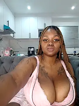 Yung-Missy's sex show image