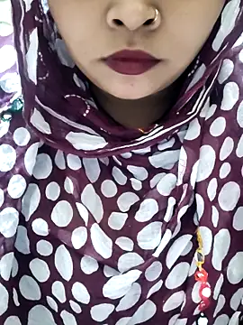 Indian-Nazia's sex show image