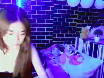 lucsin's sex show image