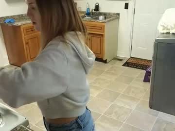 lilly_adams88's sex show image