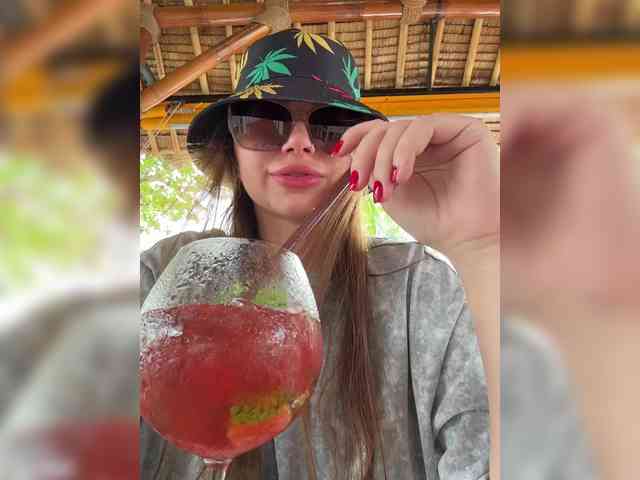 Sexshow-Bild von -LeiaProseccina- Sexshow-Bild von -LeiaProseccina-