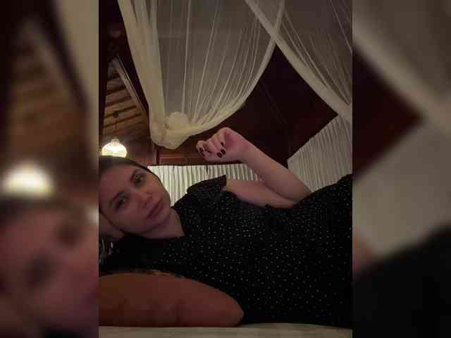 -LeiaProseccina-'s sex show image