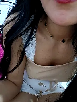 Fatina111's sex show image