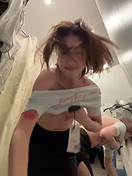 Изображение секс-шоу модели RinaCat