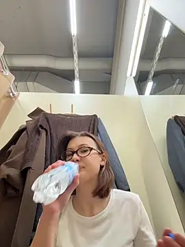 Изображение секс-шоу модели RinaCat