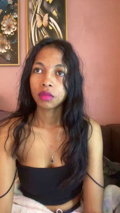 Изображение секс-шоу модели MissEllede19