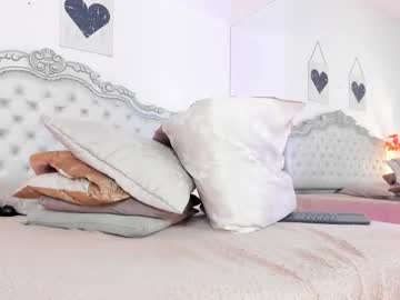 niacolussi's sex show image