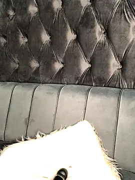 Изображение секс-шоу модели Nicole_Liam_