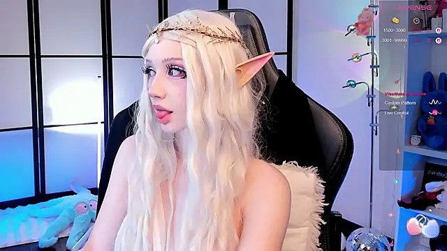 MilkyCute's sex show image