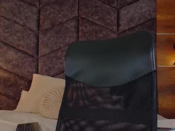 eva_daemon's sex show image