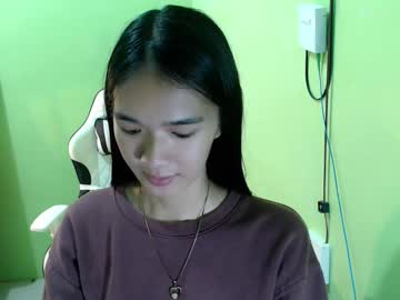 innocent_reign69's sex show image