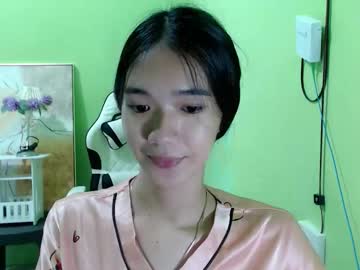 innocent_reign69's sex show image