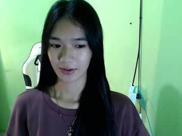 innocent_reign69's sex show image