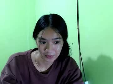 innocent_reign69's sex show image