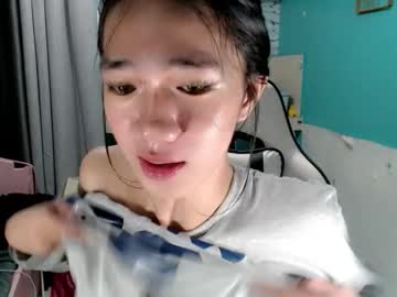 innocent_reign69's sex show image