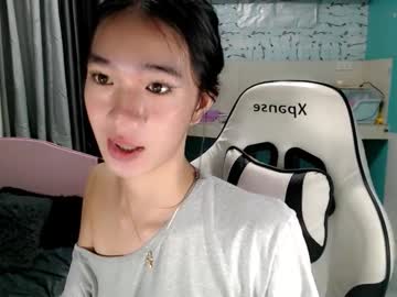 innocent_reign69's sex show image