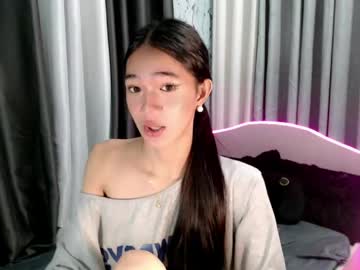 innocent_reign69's sex show image