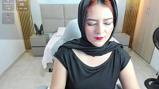 Изображение секс-шоу модели Nazly_farhat