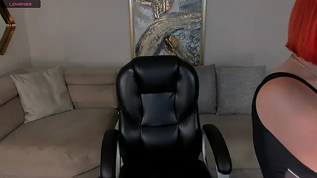 Изображение секс-шоу модели MadelineFox Изображение секс-шоу модели MadelineFox