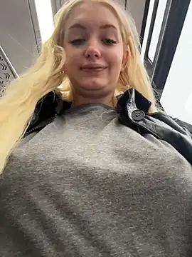 Изображение секс-шоу модели Milkyy_wway Изображение секс-шоу модели Milkyy_wway