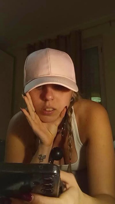 Изображение секс-шоу модели Emilyvuxa