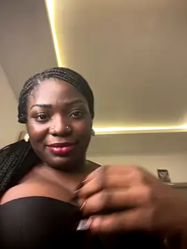 Sweetbootty's sex show image