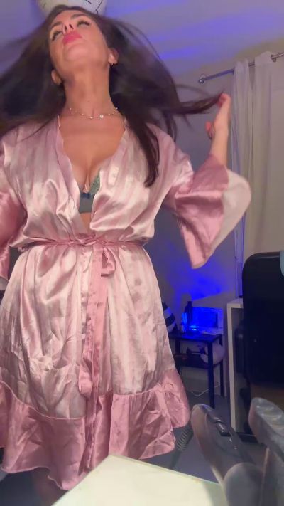Bbsitaaaaa's sex show image