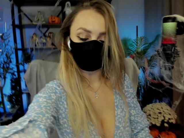ANGELonDUTY's sex show image