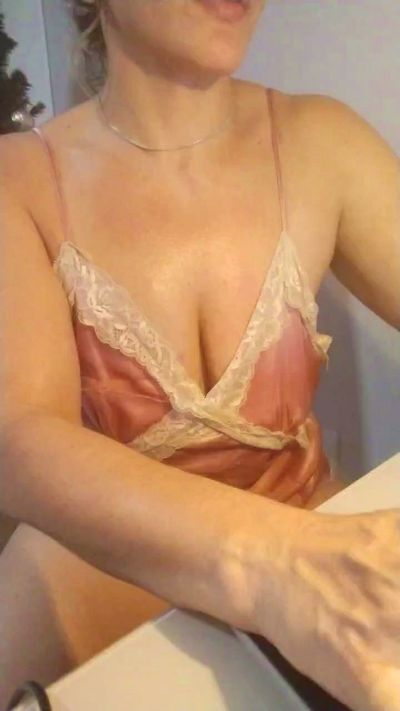 pregnanhot's sex show image