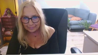 Sofia_xLOVE's sex show image Sofia_xLOVE's sex show image