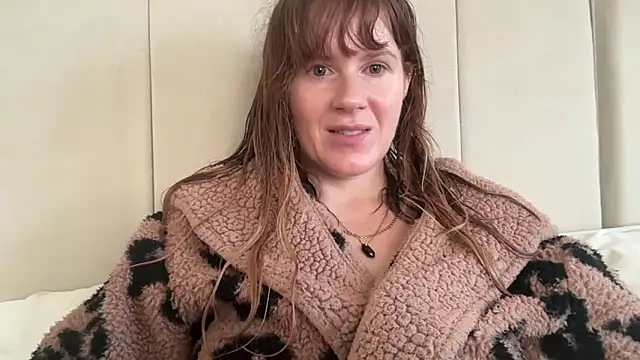 redheadrosie69's sex show image redheadrosie69's sex show image