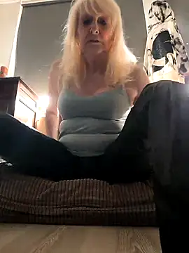 Heidiblueeyes's sex show image