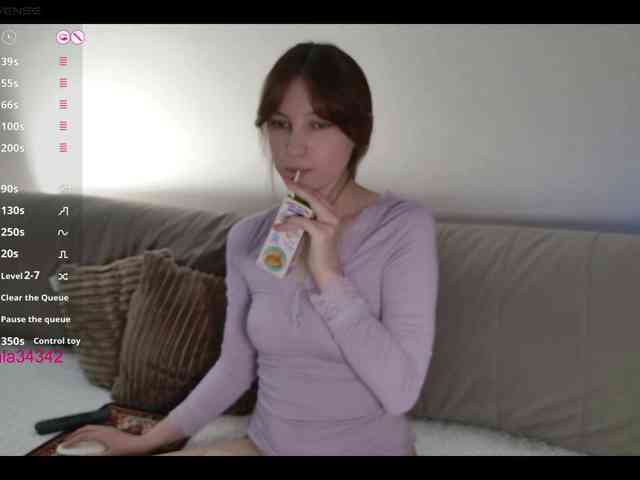 Tasha8-10's sex show image