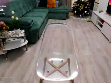 eveeevian's sex show image