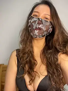 Изображение секс-шоу модели yiyi78900 Изображение секс-шоу модели yiyi78900