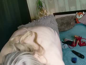 Изображение секс-шоу модели alice69foxy