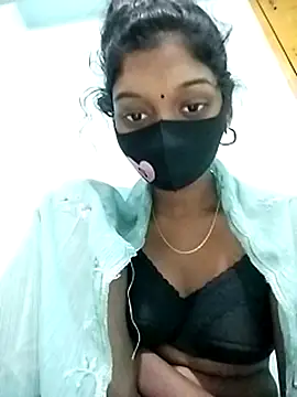 Изображение секс-шоу модели Tushi-10