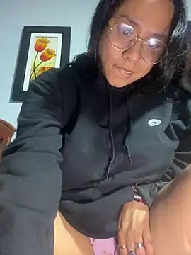 Изображение секс-шоу модели Rouus14