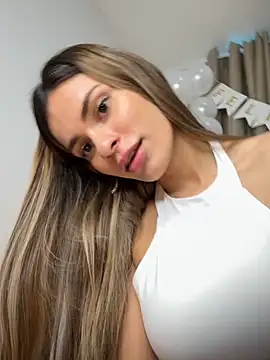 Изображение секс-шоу модели cuteluci_ Изображение секс-шоу модели cuteluci_