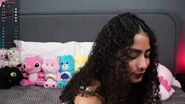 Изображение секс-шоу модели Victoria_Curly Изображение секс-шоу модели Victoria_Curly