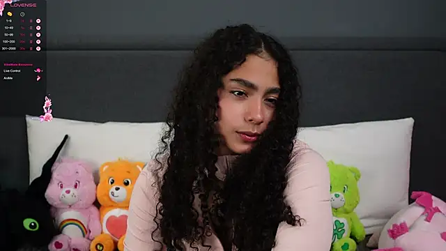 Изображение секс-шоу модели Victoria_Curly Изображение секс-шоу модели Victoria_Curly