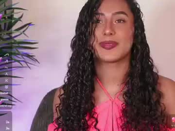 Изображение секс-шоу модели soyjuliana19