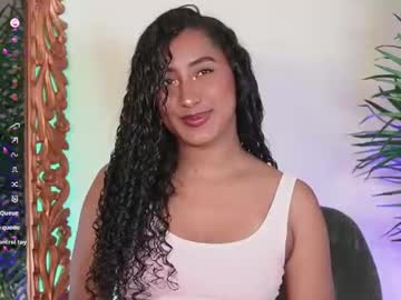 Изображение секс-шоу модели soyjuliana19