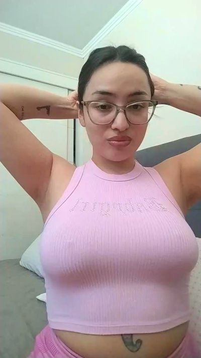 Изображение секс-шоу модели Latinaakita4